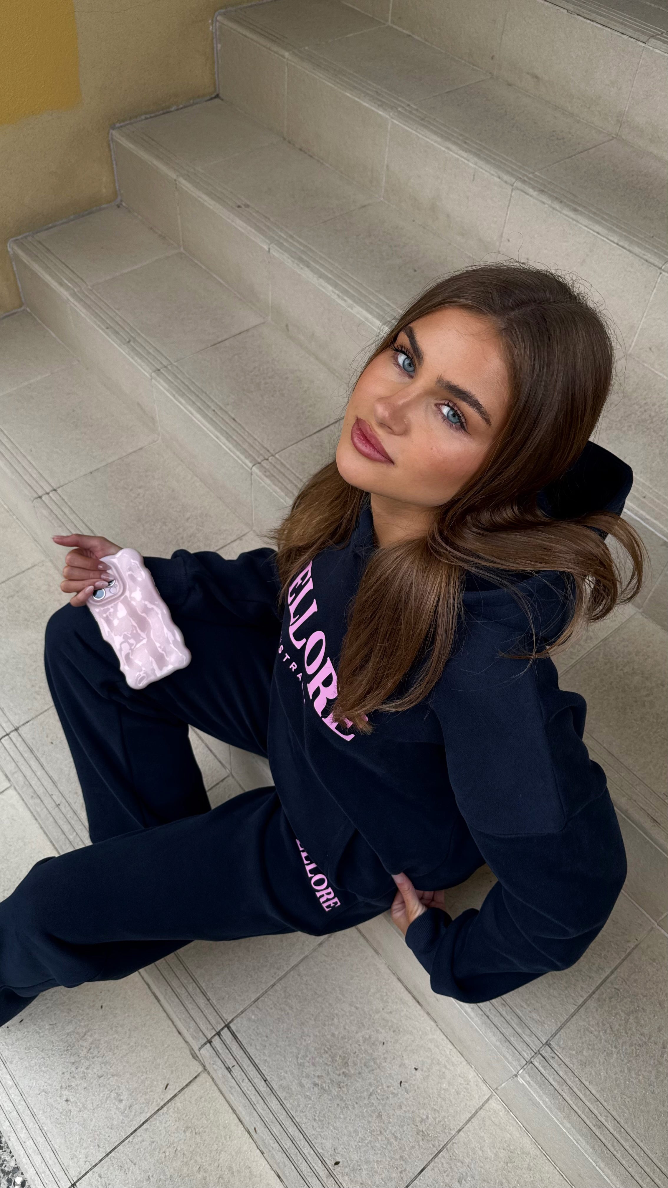 Boxy Oversized Hoodie - Midnight Pink – ELLORE